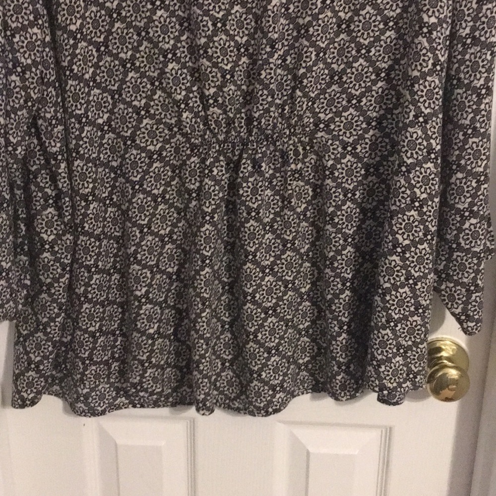 Blouse - Picture 6 of 8